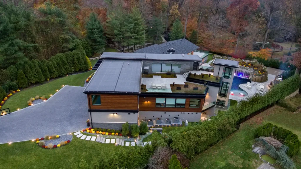 Award Winning Residential Paradise 68