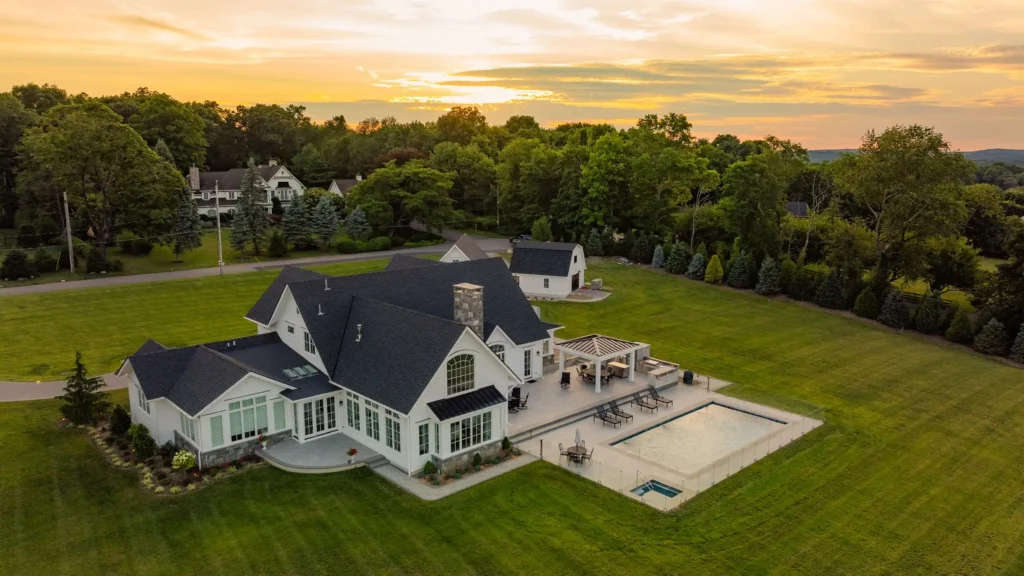 Farm Style Luxury Home 17