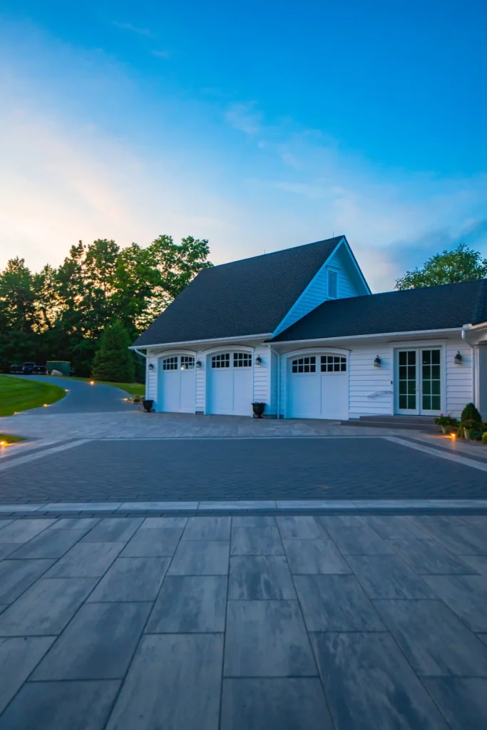 Farm Style Luxury Home 9